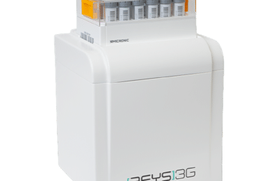 Side view of AFYS3G Delta50 with Micronic rack and cover